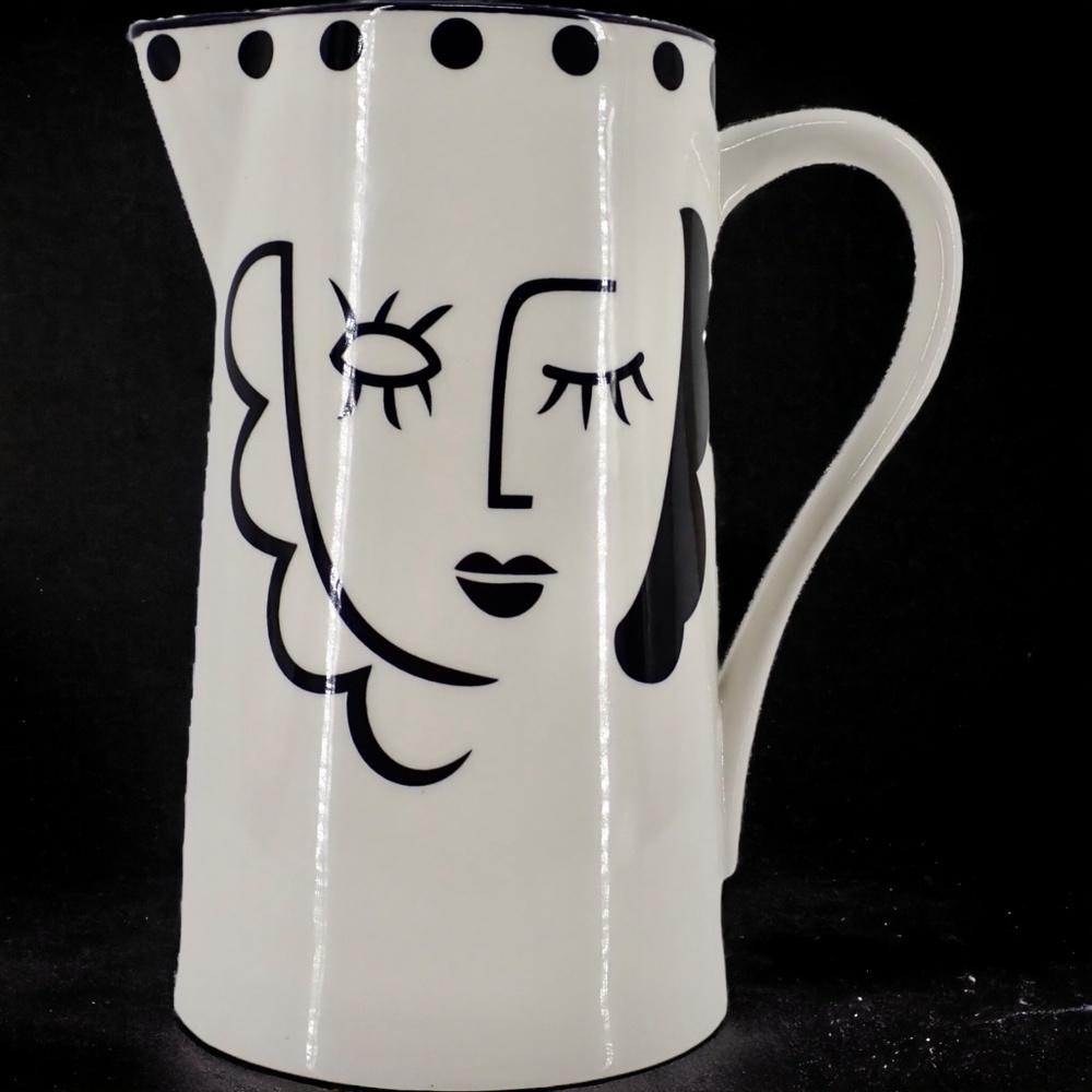 Pablo Picasso Ladies Face White & Black Ceramic Table Pitcher Mint Condition 9"